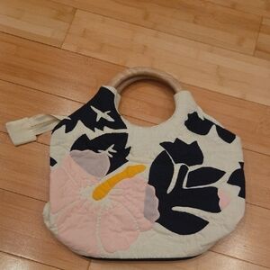 Elegant Floral Canvas Tote - Black and Pink